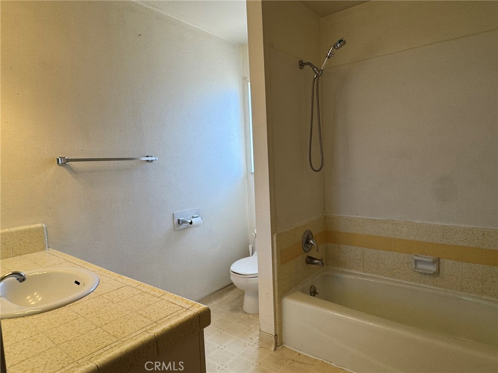 2300 Drew, Turlock, CA 95382