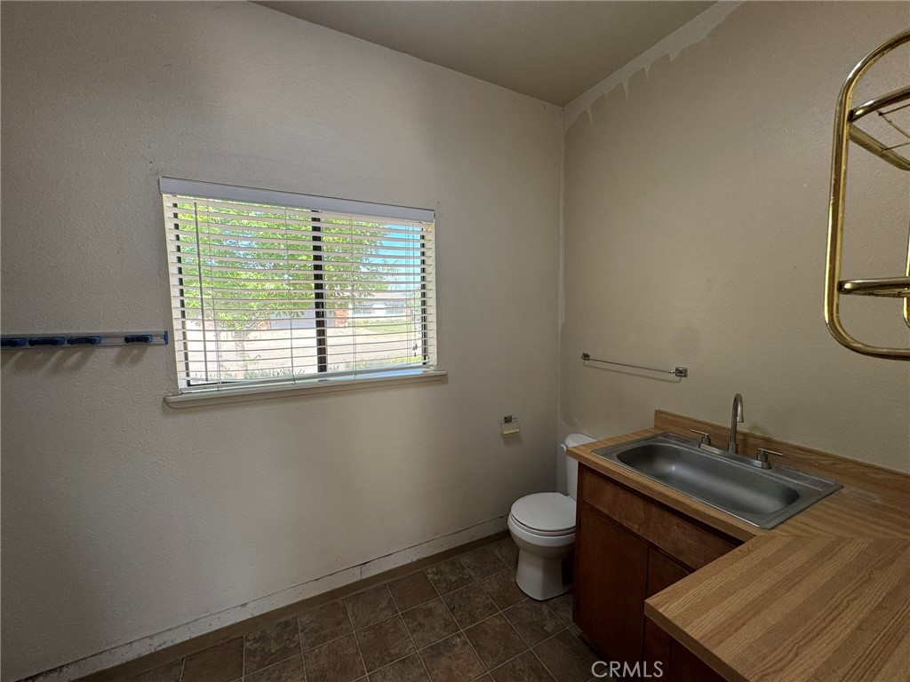 2300 Drew, Turlock, CA 95382