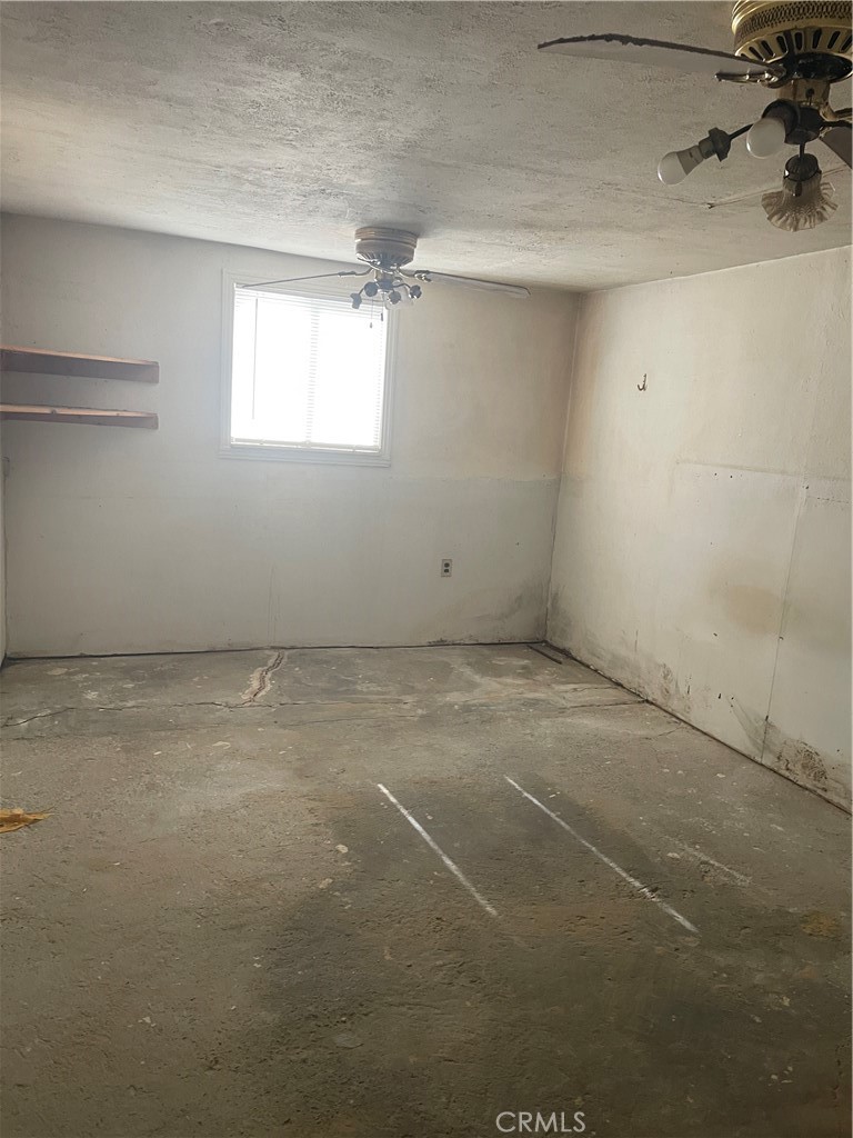 2432 Meadowbrook, Merced, CA 95348