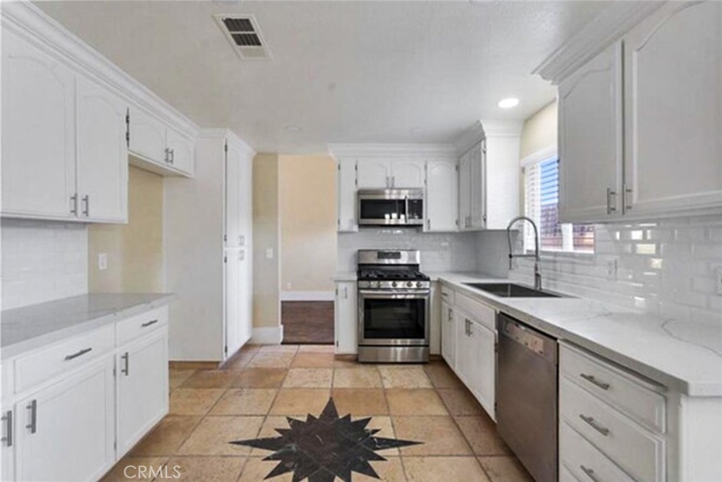 3482 Paseo Verde Ave, Merced, CA 95348