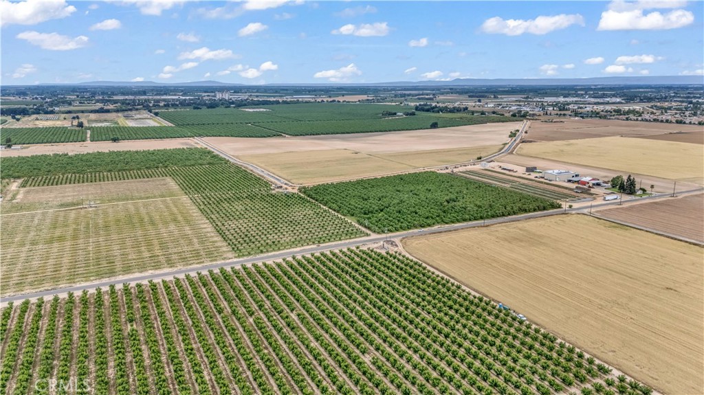 14706 Peach Ave, Livingston, CA 95334