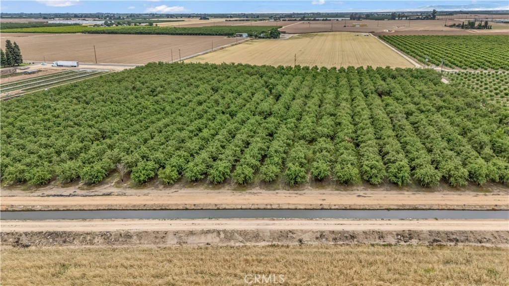 14706 Peach Ave, Livingston, CA 95334