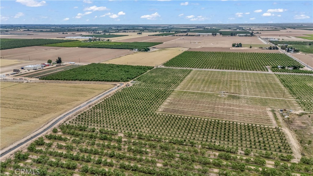 14706 Peach Ave, Livingston, CA 95334