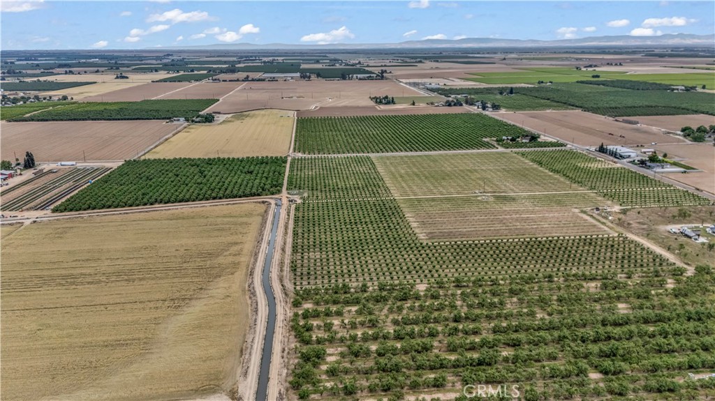 14706 Peach Ave, Livingston, CA 95334