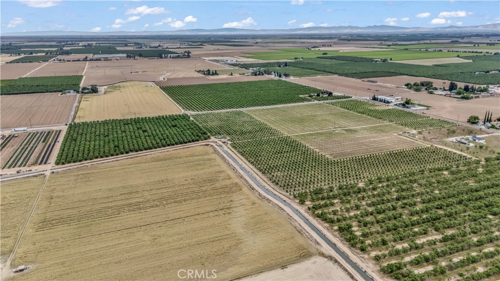 14706 Peach Ave, Livingston, CA 95334