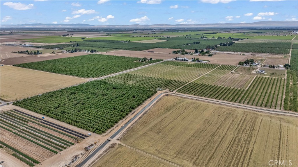 14706 Peach Ave, Livingston, CA 95334