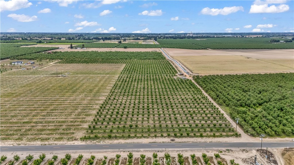 14706 Peach Ave, Livingston, CA 95334