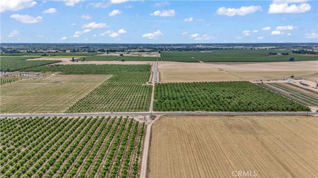 14706 Peach Ave, Livingston, CA 95334