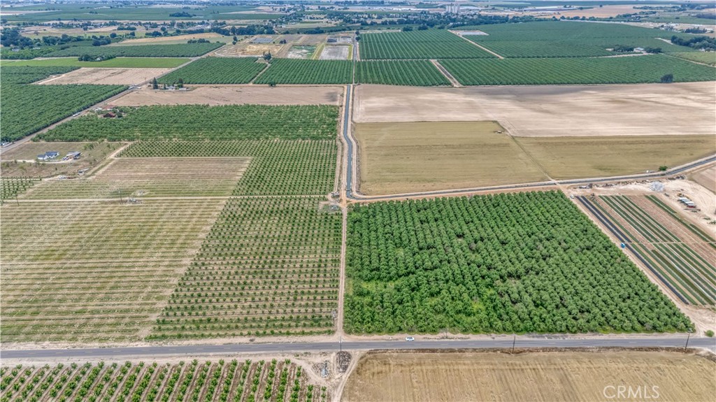 14706 Peach Ave, Livingston, CA 95334