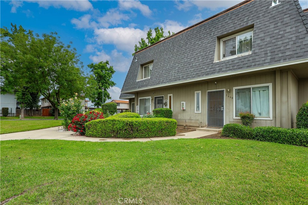 1670 W North Bear Creek, Merced, CA 95348