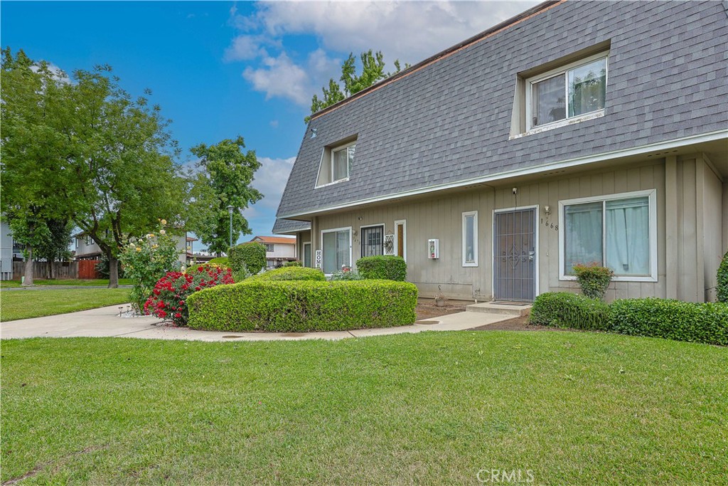 1670 W North Bear Creek, Merced, CA 95348