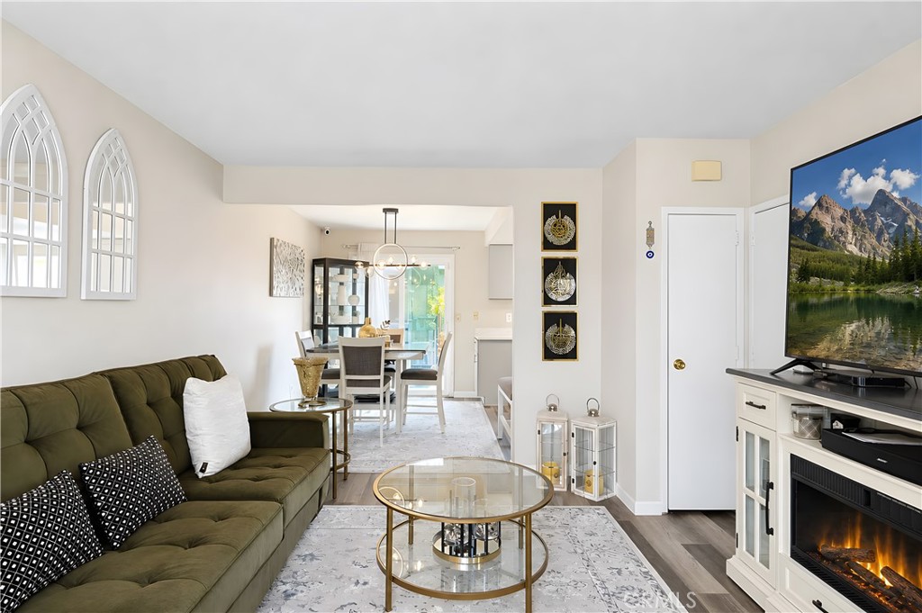 1670 W North Bear Creek, Merced, CA 95348