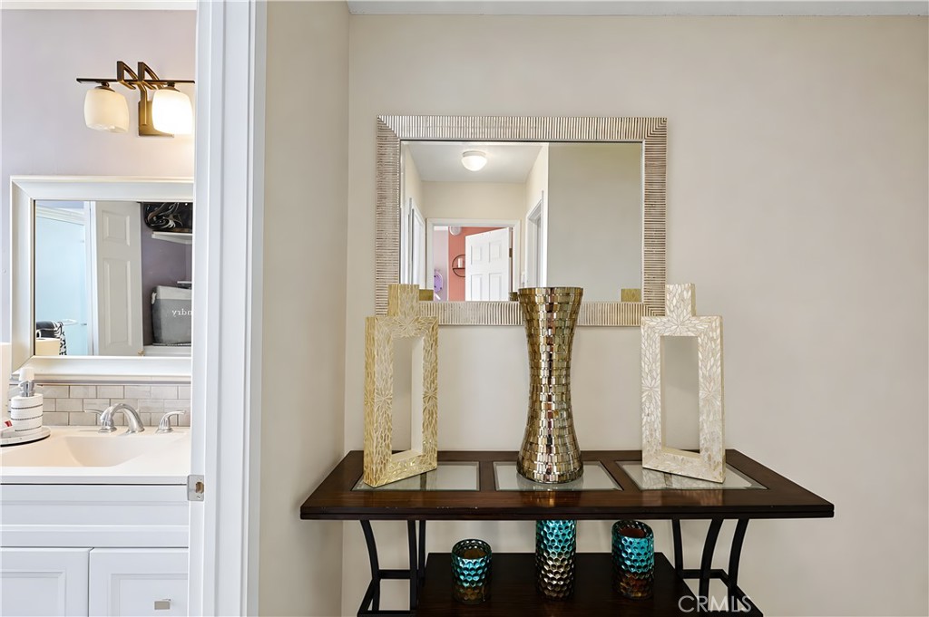 1670 W North Bear Creek, Merced, CA 95348