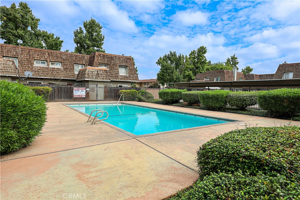 1670 W North Bear Creek, Merced, CA 95348