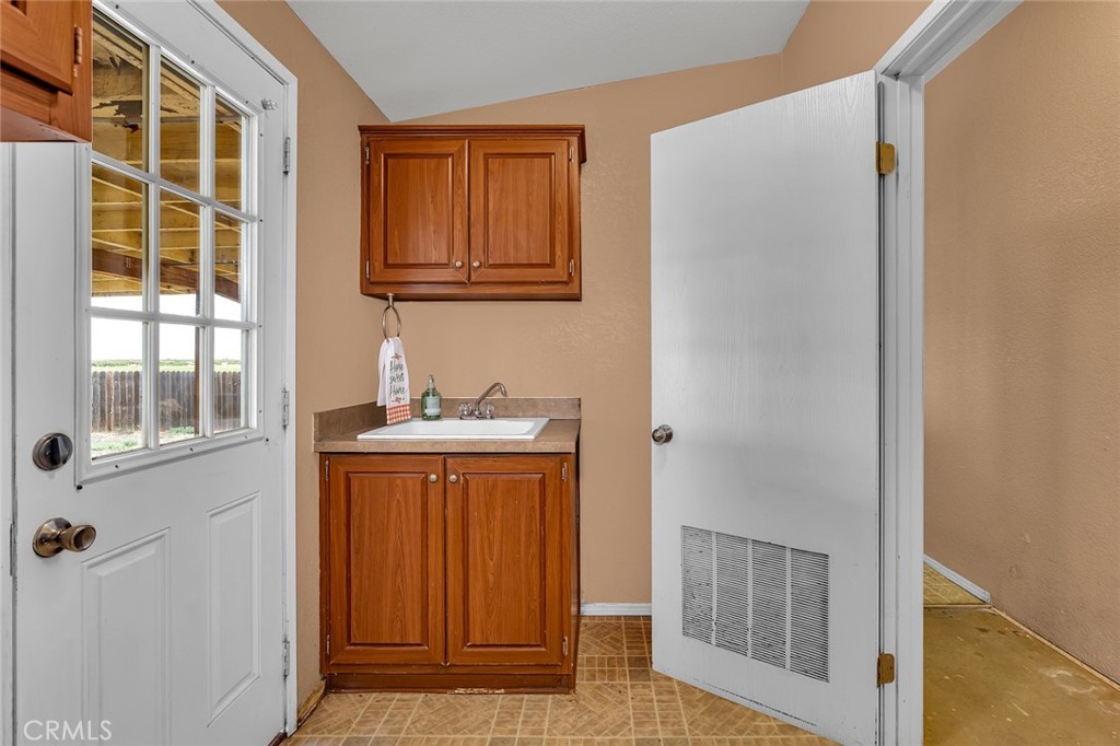 20639 Lexington, Dos Palos, CA 93620