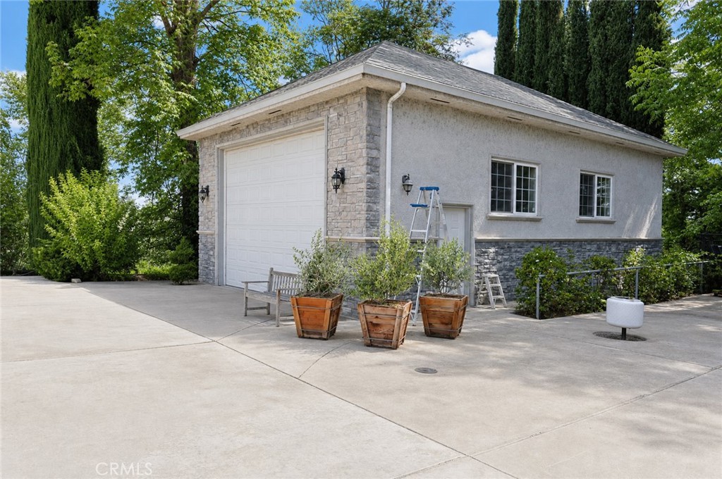 6136 E South Bear Creek, Merced, CA 95340