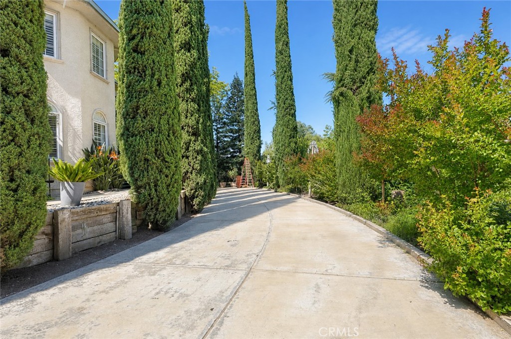 6136 E South Bear Creek, Merced, CA 95340