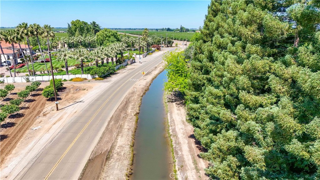 6136 E South Bear Creek, Merced, CA 95340
