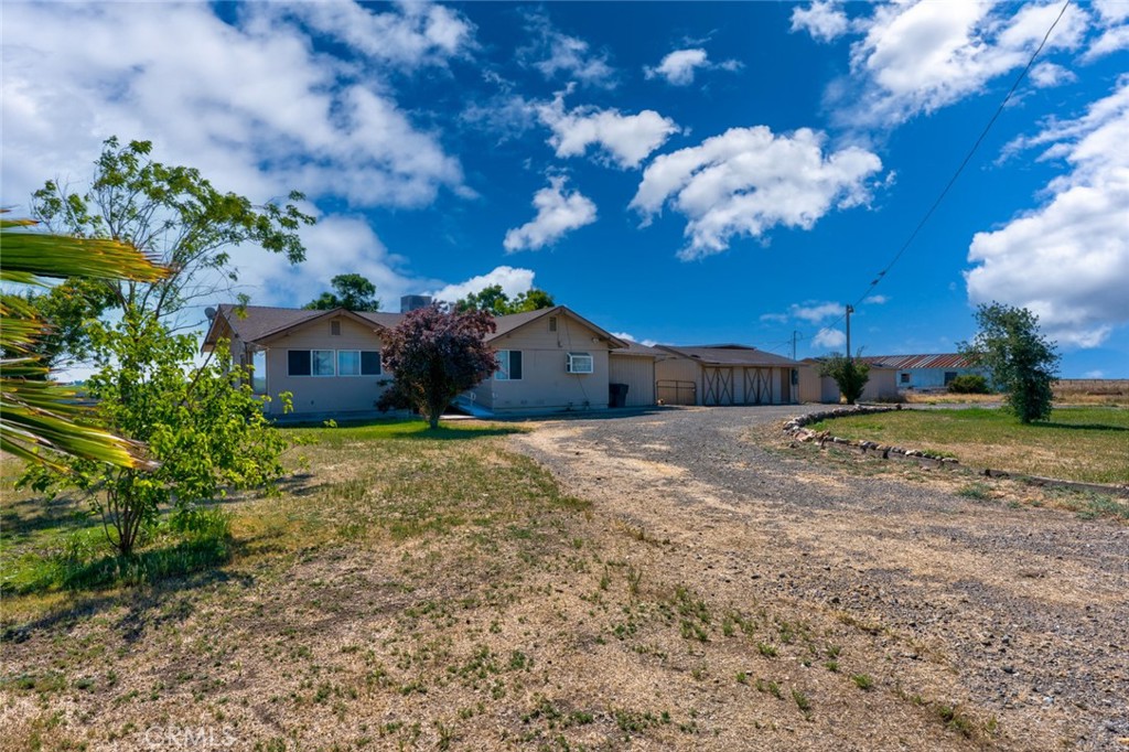 17626 Britto Rd, Dos Palos, CA 93620