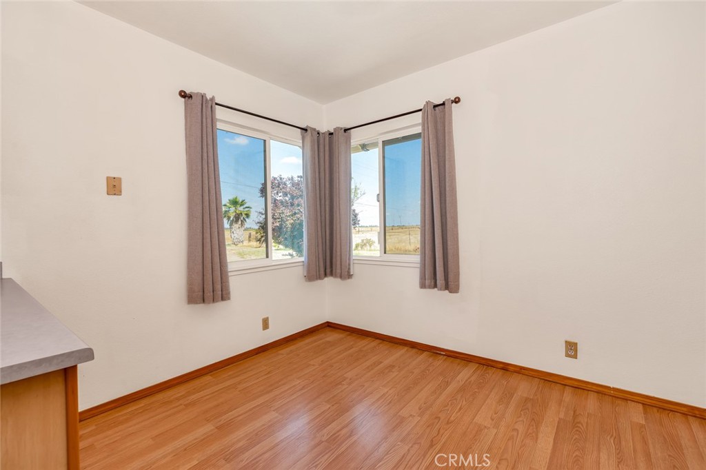 17626 Britto Rd, Dos Palos, CA 93620