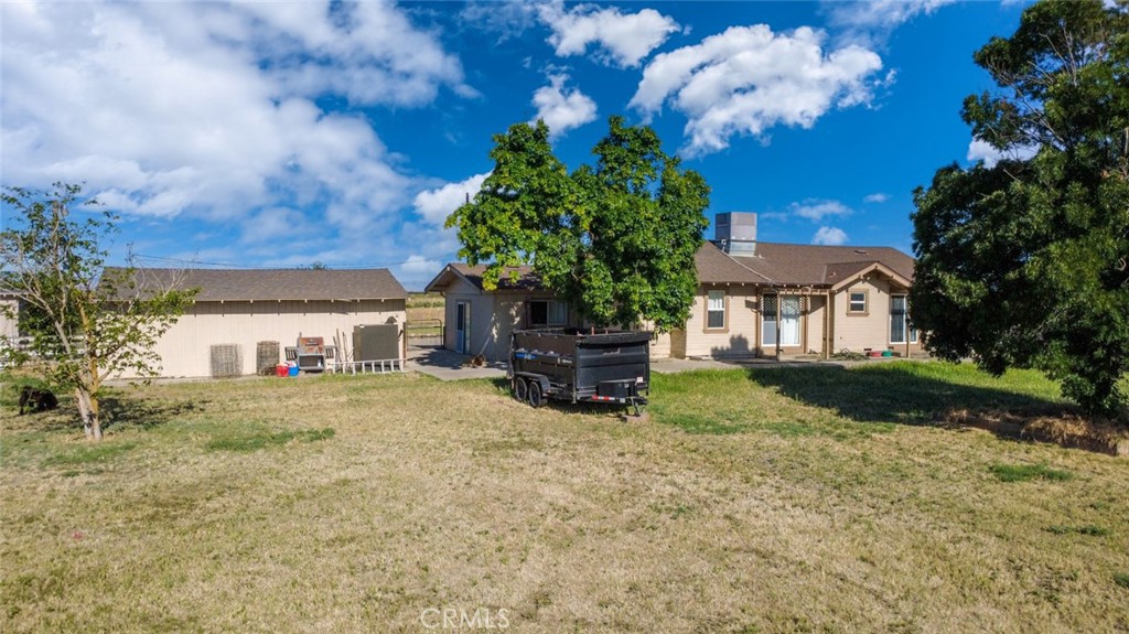 17626 Britto Rd, Dos Palos, CA 93620