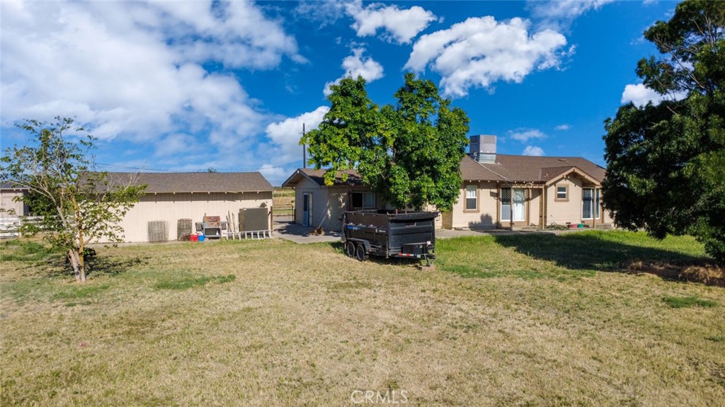 17626 Britto Rd, Dos Palos, CA 93620