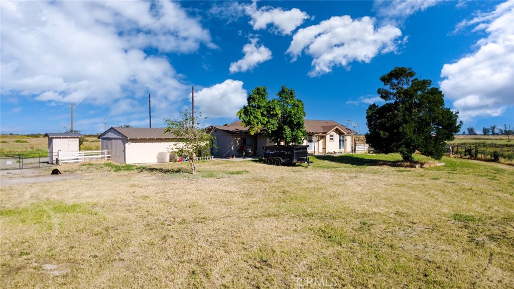 17626 Britto Rd, Dos Palos, CA 93620
