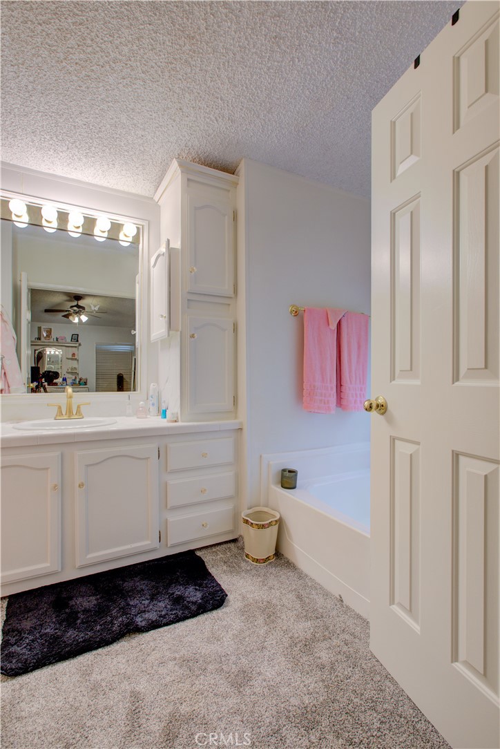 500 N Tully #64, Turlock, CA 95380