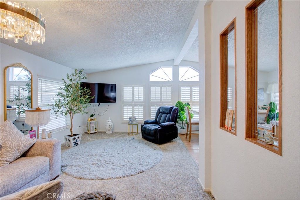 500 N Tully #64, Turlock, CA 95380