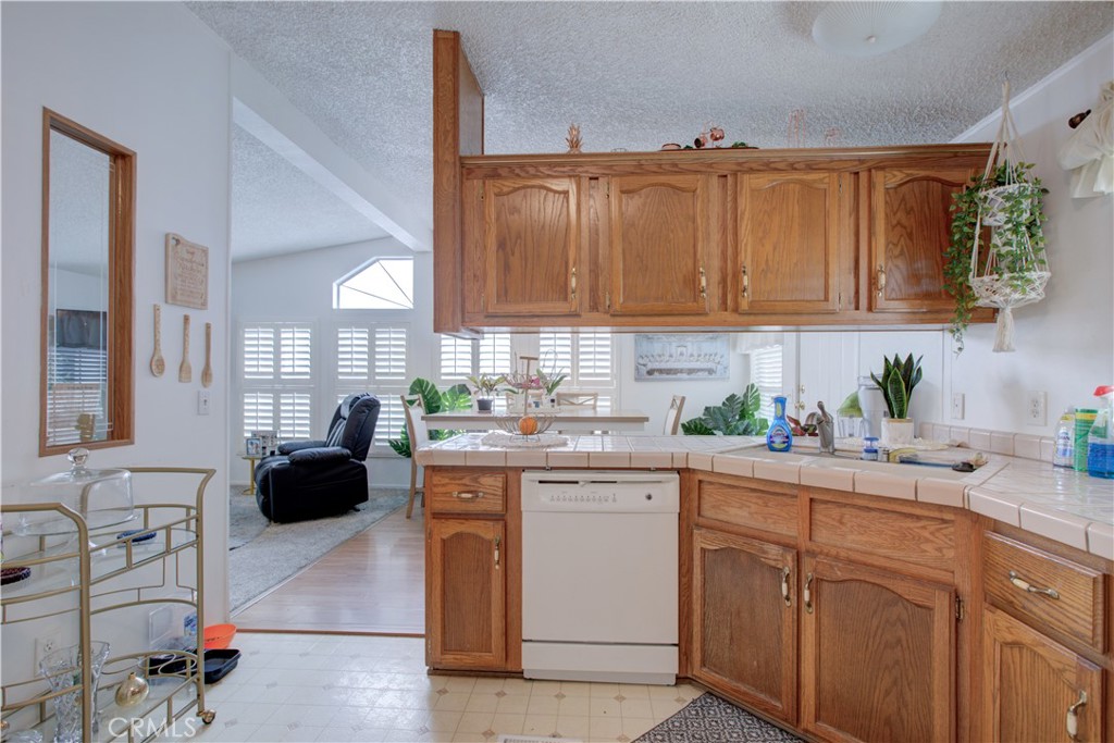 500 N Tully #64, Turlock, CA 95380