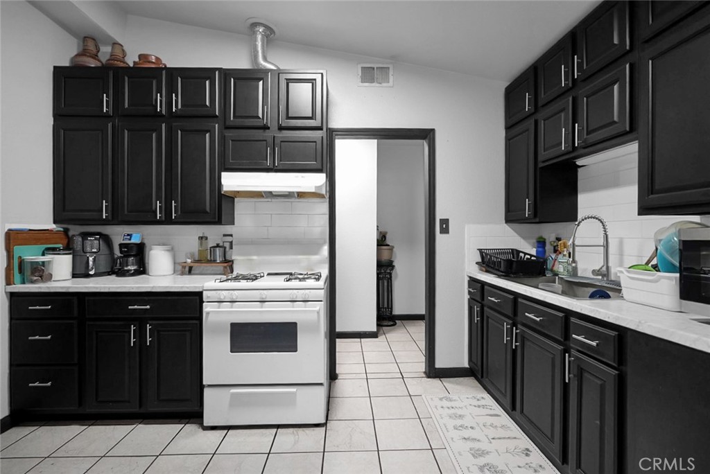 3183 Dakota St, Atwater, CA 95301