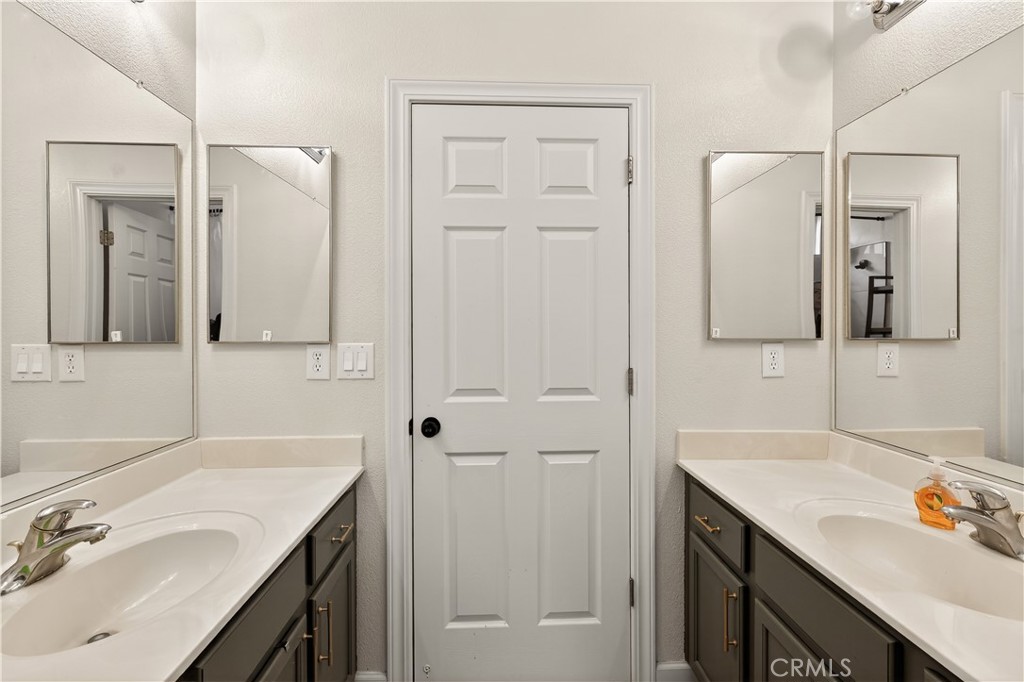 860 Sandstone Way, Atwater, CA 95301
