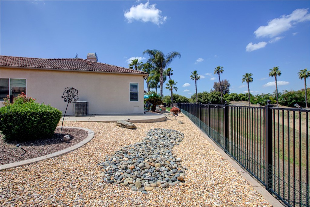 8020 Lake Shore, Chowchilla, CA 93610