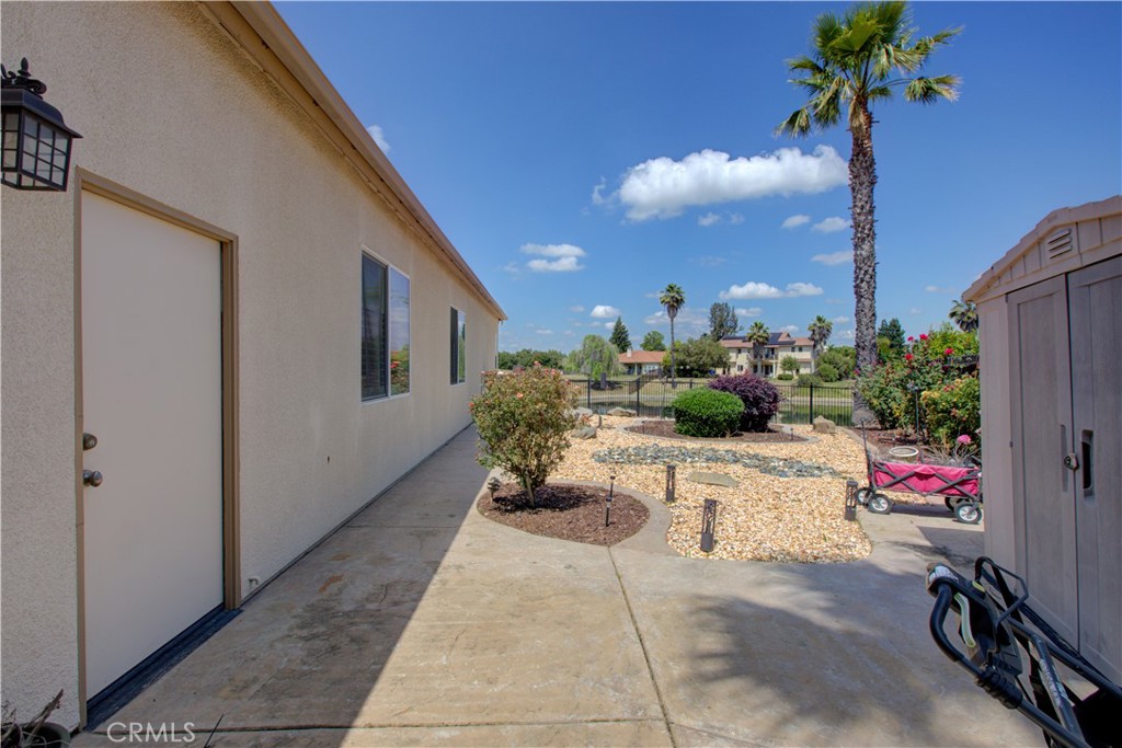 8020 Lake Shore, Chowchilla, CA 93610