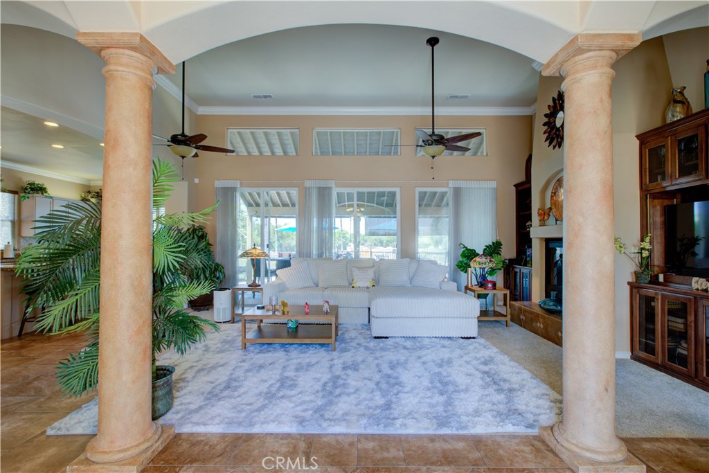 8020 Lake Shore, Chowchilla, CA 93610