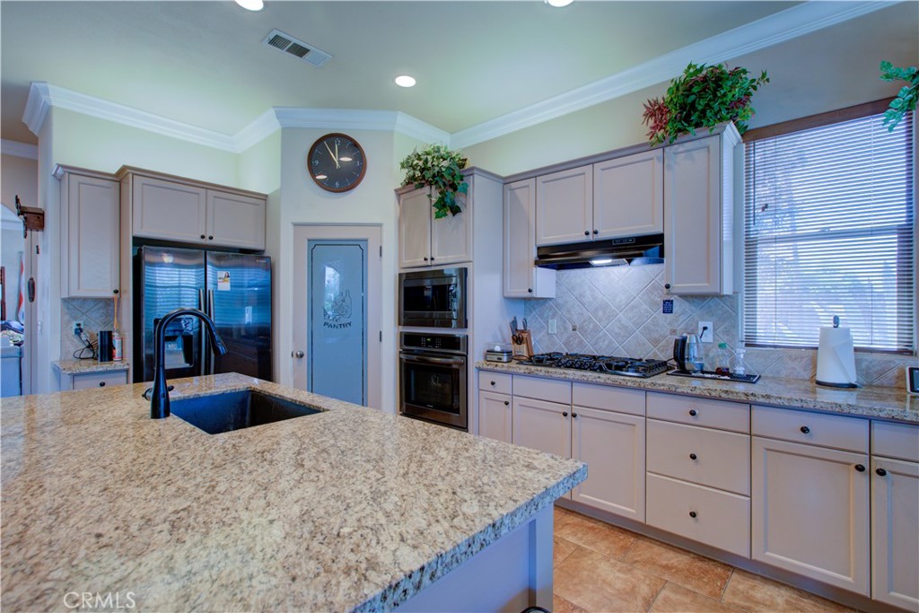 8020 Lake Shore, Chowchilla, CA 93610
