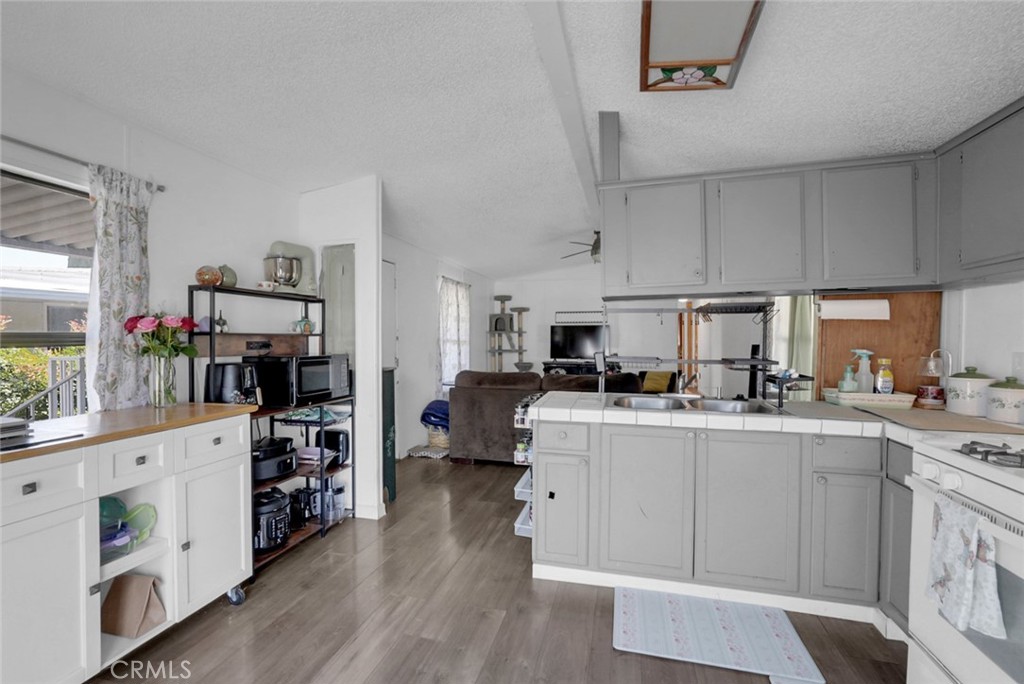 2841 Fowler Rd #99, Ceres, CA 95307