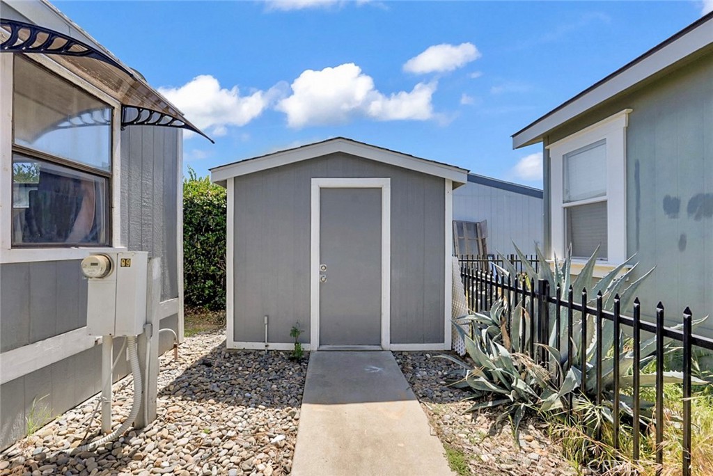 2841 Fowler Rd #99, Ceres, CA 95307