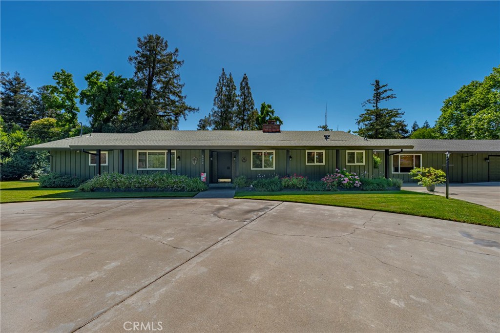 6090 Country Club Pl, Merced, CA 95340