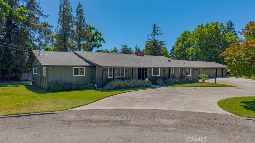 6090 Country Club Pl, Merced, CA 95340