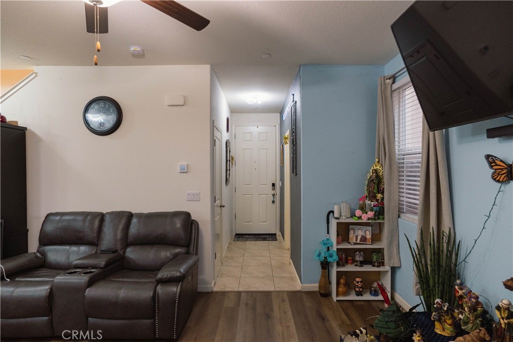 172 Korbel Ave, Merced, CA 95348