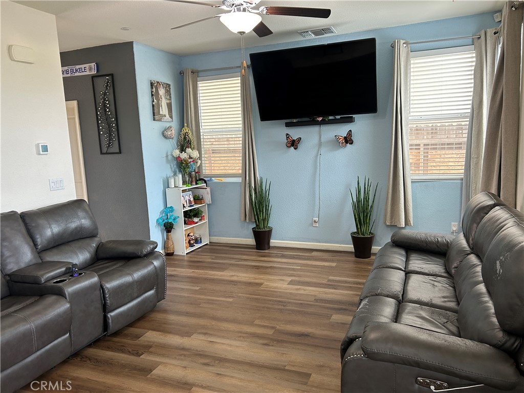 172 Korbel Ave, Merced, CA 95348