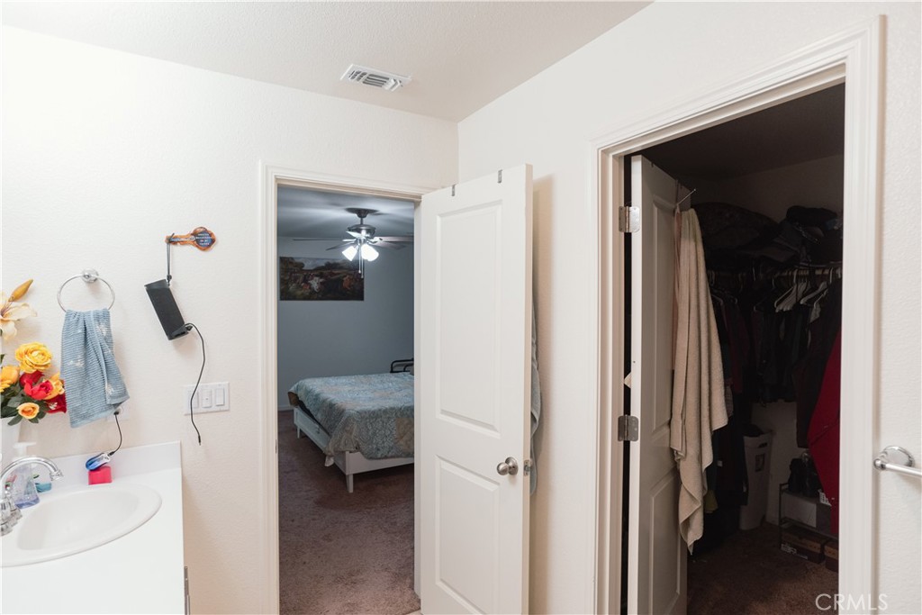 172 Korbel Ave, Merced, CA 95348