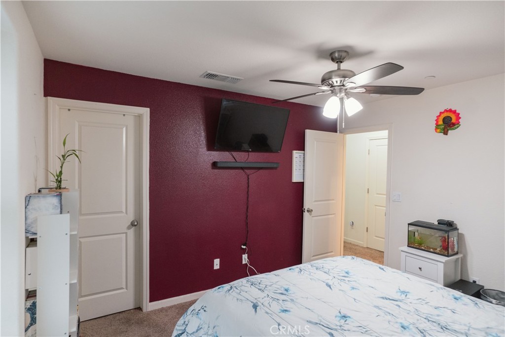 172 Korbel Ave, Merced, CA 95348