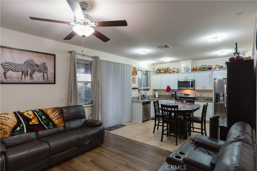 172 Korbel Ave, Merced, CA 95348