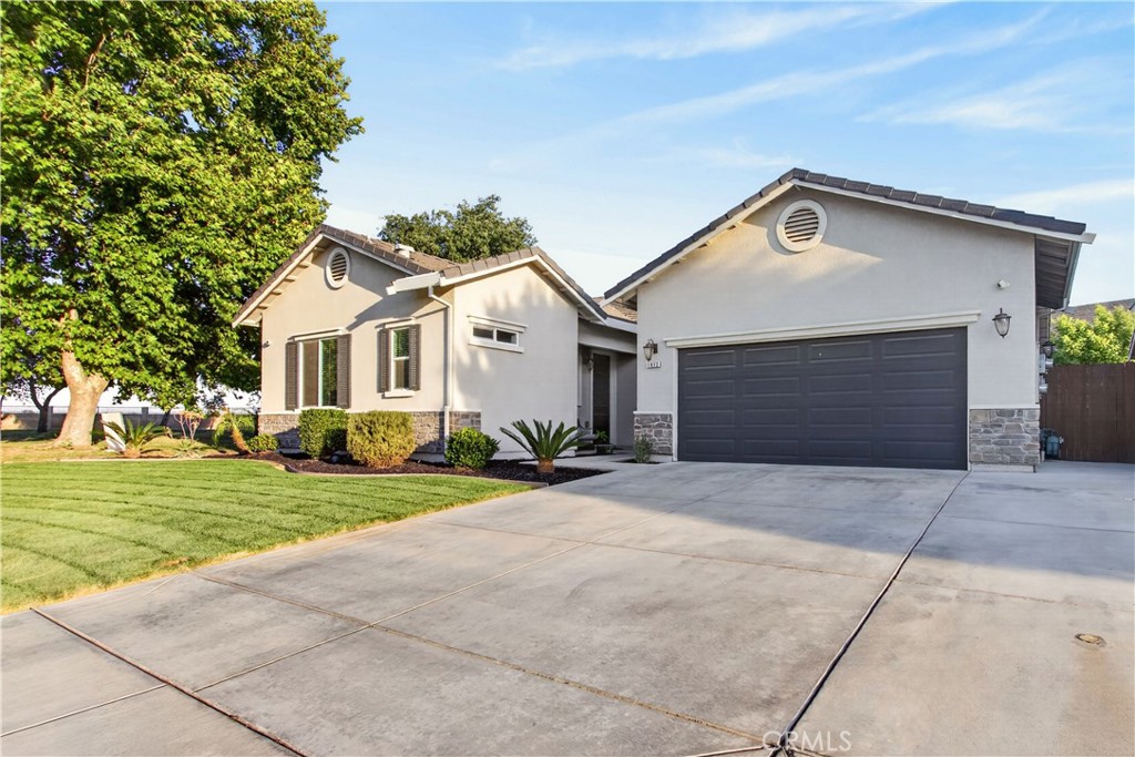 1972 Faxon Dr, Atwater, CA 95301