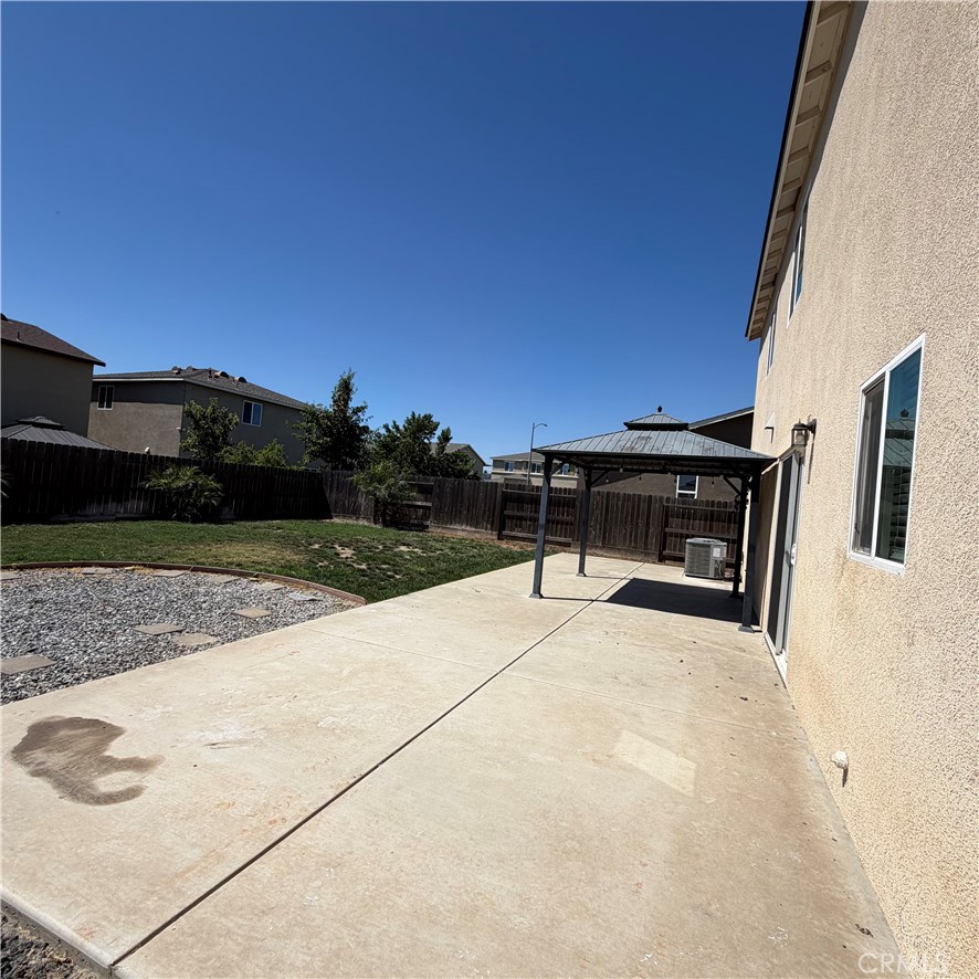 385 Ostrander, Merced, CA 95341
