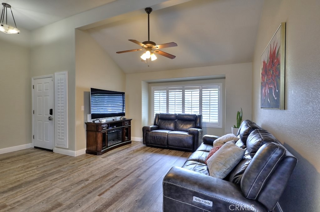 1977 Stocking, Dos Palos, CA 93620