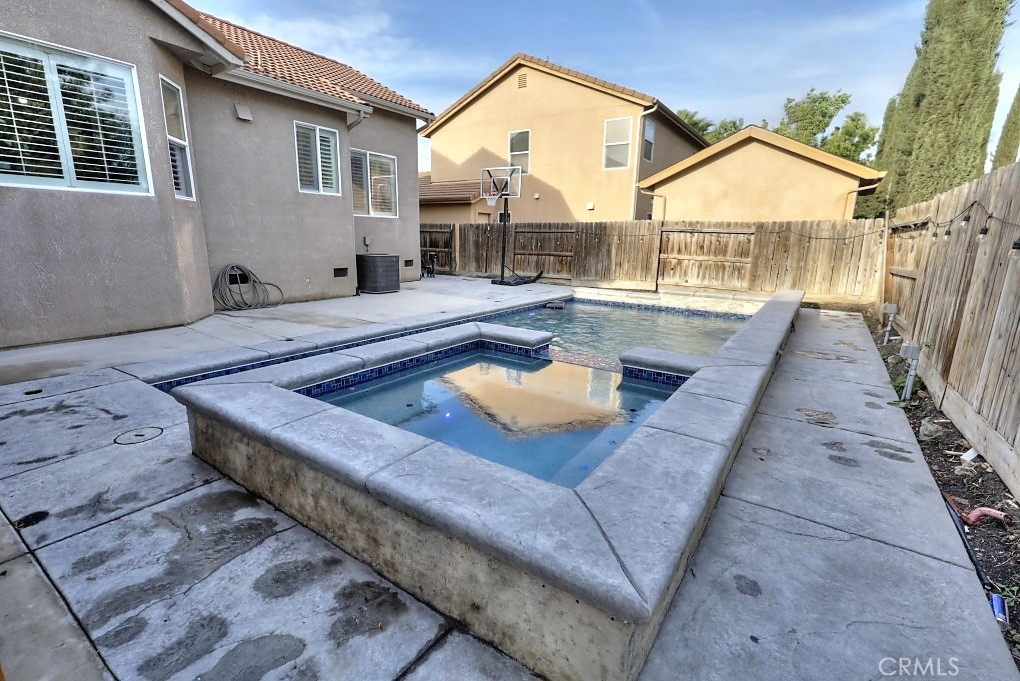 1977 Stocking, Dos Palos, CA 93620
