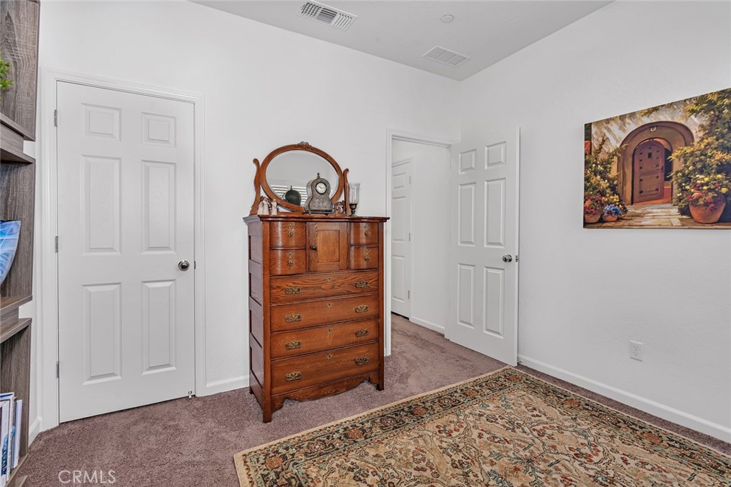 2082 Bidan, Chowchilla, CA 93610